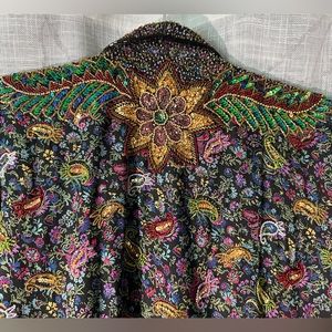 SILHOUETTES Spectacular Vintage Sequined and
Beaded 100% Silk Jacket Size 28